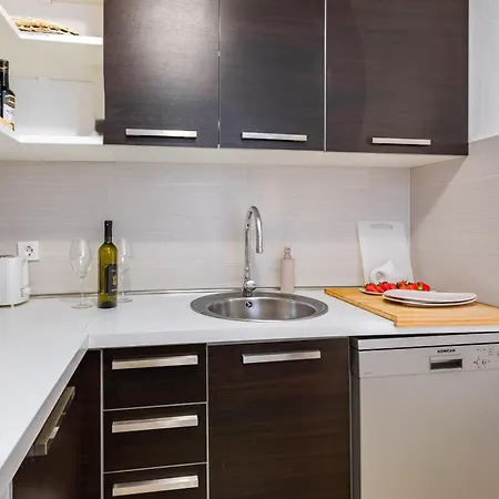 M&t Mirna Apartment *