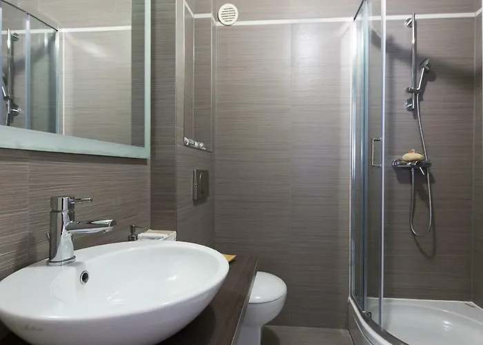 M&t Mirna アパート